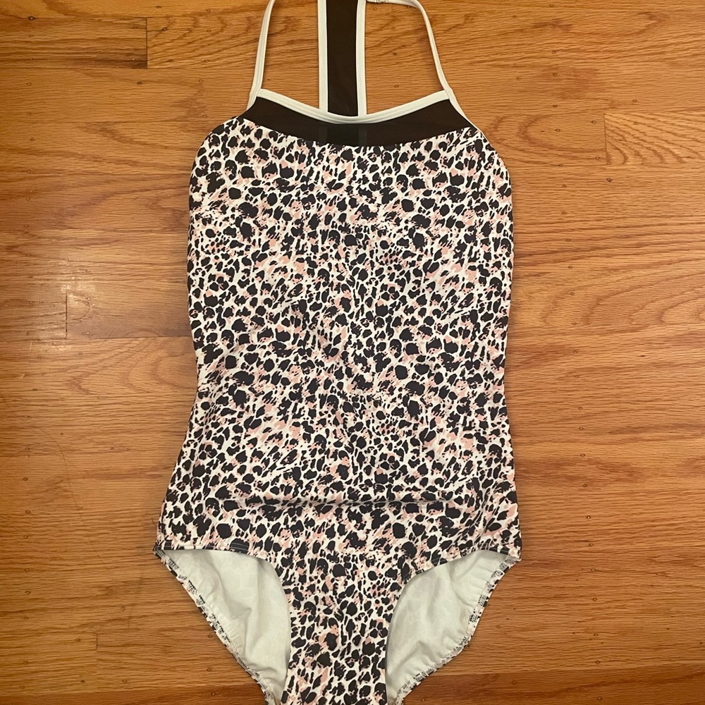 Élève Blush Animal Leotard Size Large